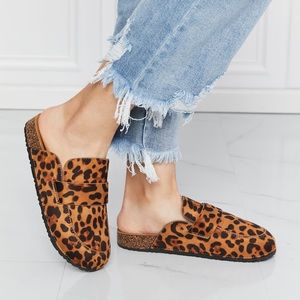 Animal Print Round Toe Mules